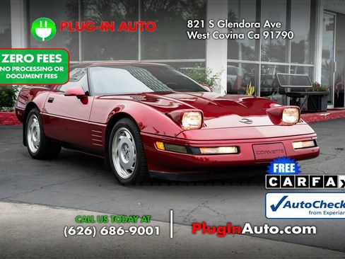 Used 1991 Chevrolet Corvette Coupe RWD image 3