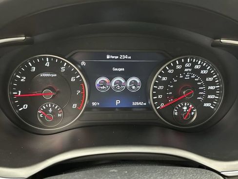 Used 2022 Kia Stinger GT2 AWD/4WD image 17