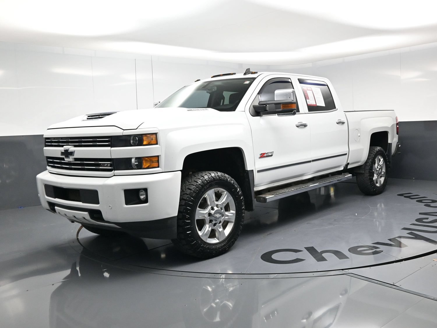 Used 2017 Chevrolet Silverado 2500 LTZ w/ Duramax Plus Package AWD/4WD image 5