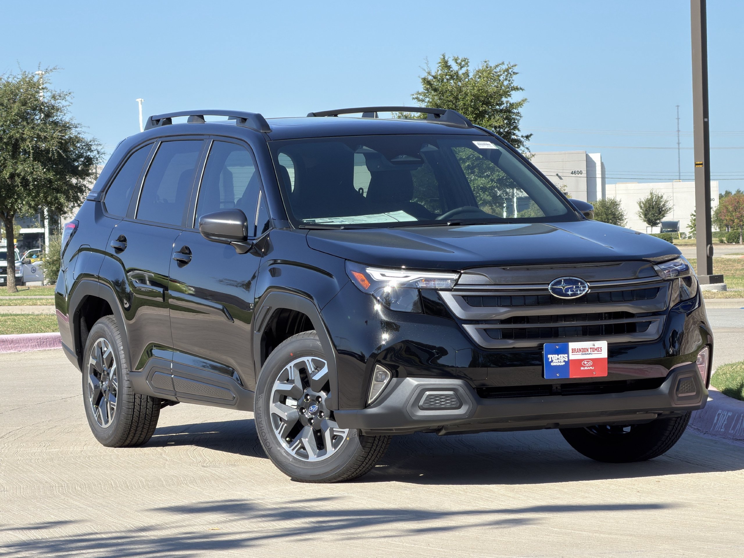 New 2026 Subaru Forester Premium AWD/4WD image 2