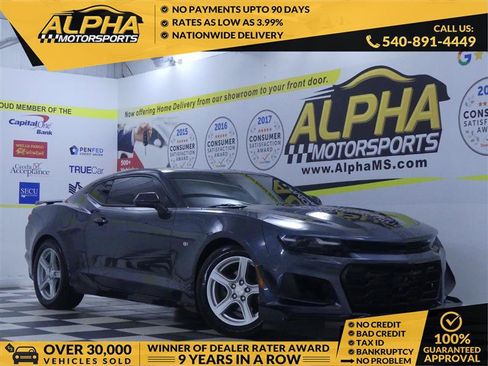 Used 2019 Chevrolet Camaro LT RWD image 1