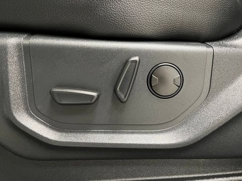 Used 2022 Ford F350 Lariat w/ Lariat Value Package AWD/4WD image 23