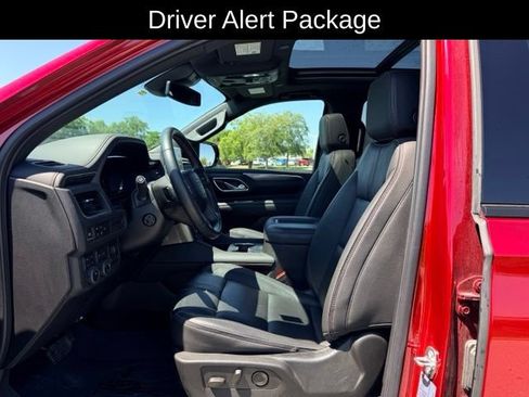 Used 2024 Chevrolet Tahoe RST w/ Luxury Package AWD/4WD image 8
