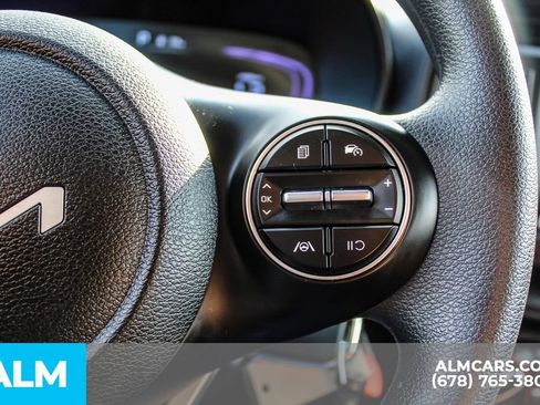 Used 2025 Kia Soul LX w/ LX Technology Package FWD image 26