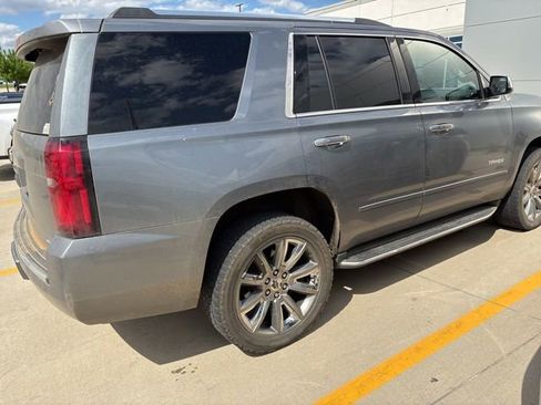 Used 2019 Chevrolet Tahoe Premier AWD/4WD image 2