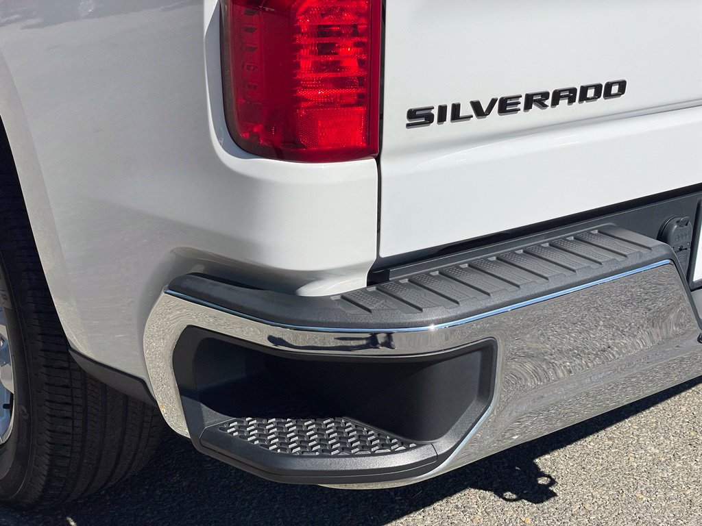 Used 2023 Chevrolet Silverado 1500 LT w/ Protection Package AWD/4WD image 35