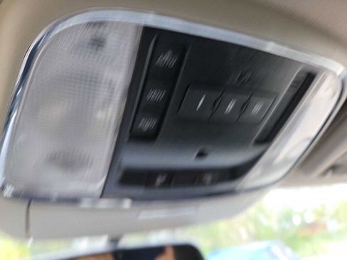 Used 2012 Jeep Grand Cherokee Laredo w/ Laredo E Group image 33