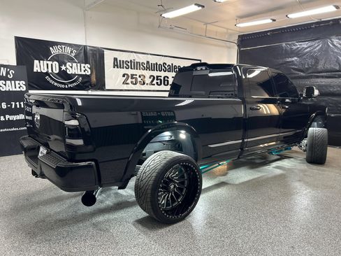 Used 2022 RAM 3500 Limited AWD/4WD image 6