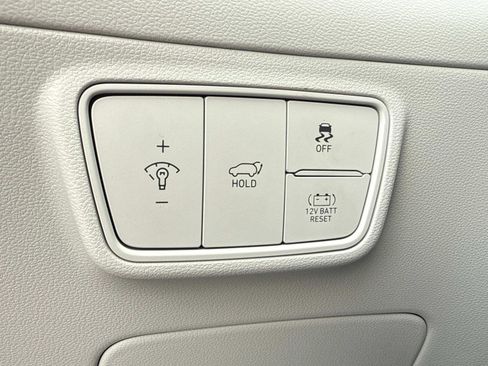 Certified 2024 Hyundai Tucson Limited image 12