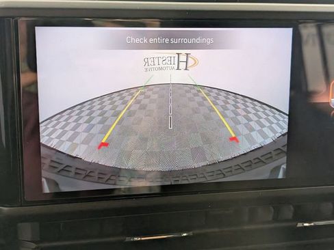 Used 2025 Jeep Wrangler Willys image 19