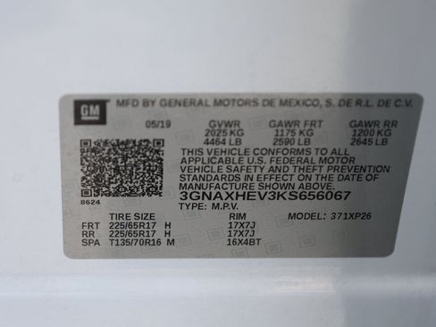 Used 2019 Chevrolet Equinox LS FWD image 36