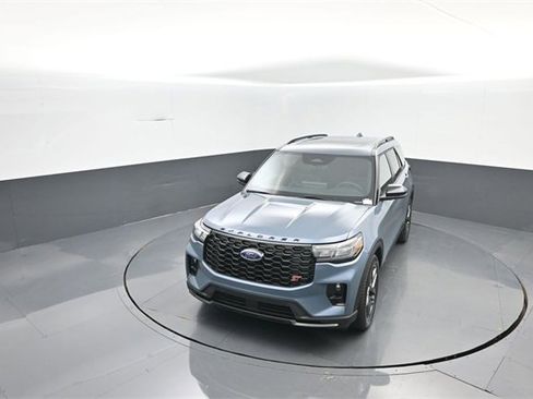 New 2026 Ford Explorer ST w/ Sun And Sound Package image 18