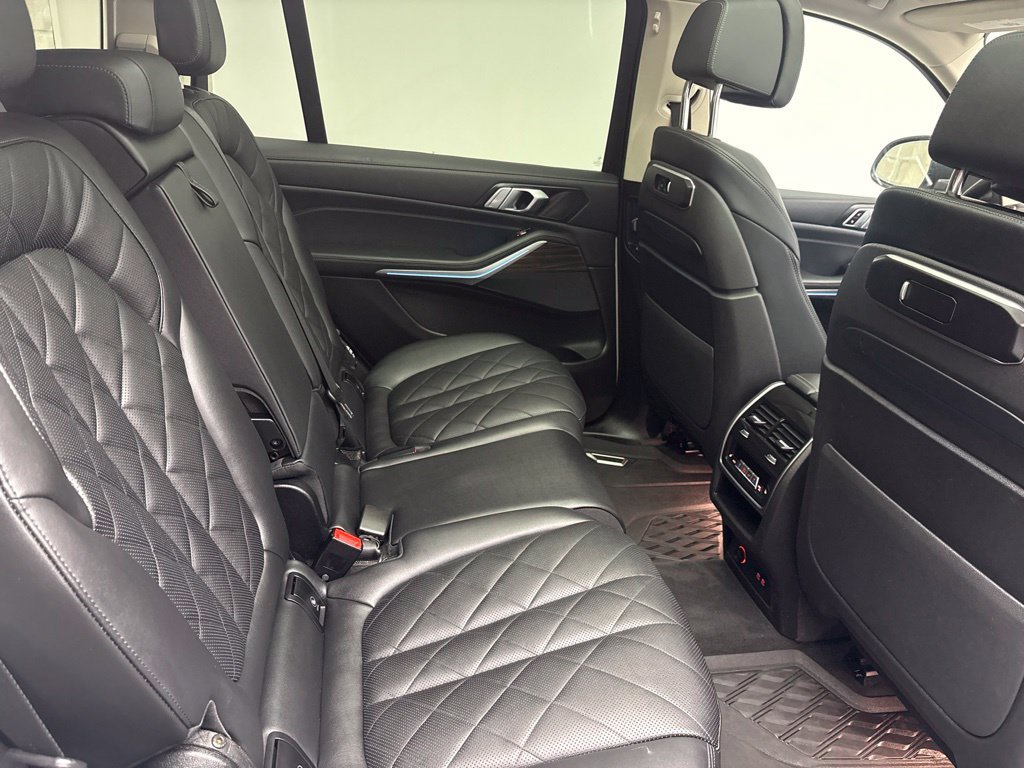 Used 2025 BMW X7 xDrive40i w/ Climate Comfort Package AWD/4WD image 29