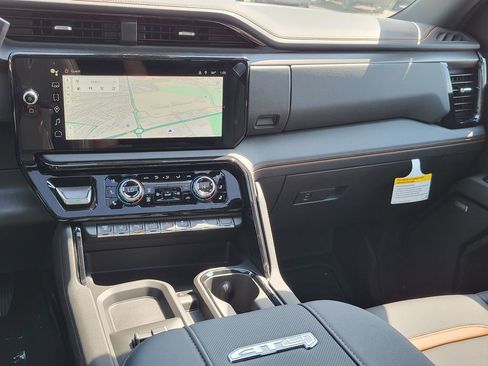 New 2025 GMC Sierra 2500 AT4 w/ Technology Package image 36