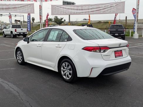 Used 2023 Toyota Corolla LE image 11