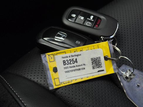 Used 2023 Honda Accord Touring image 35