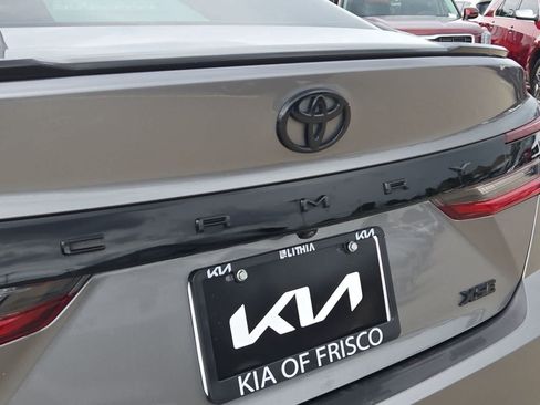 Used 2025 Toyota Camry XSE FWD image 11