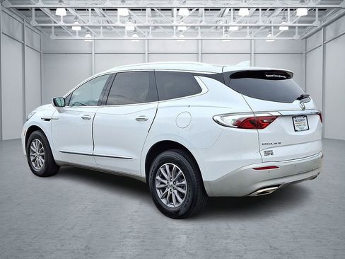 Certified 2023 Buick Enclave Essence FWD image 8