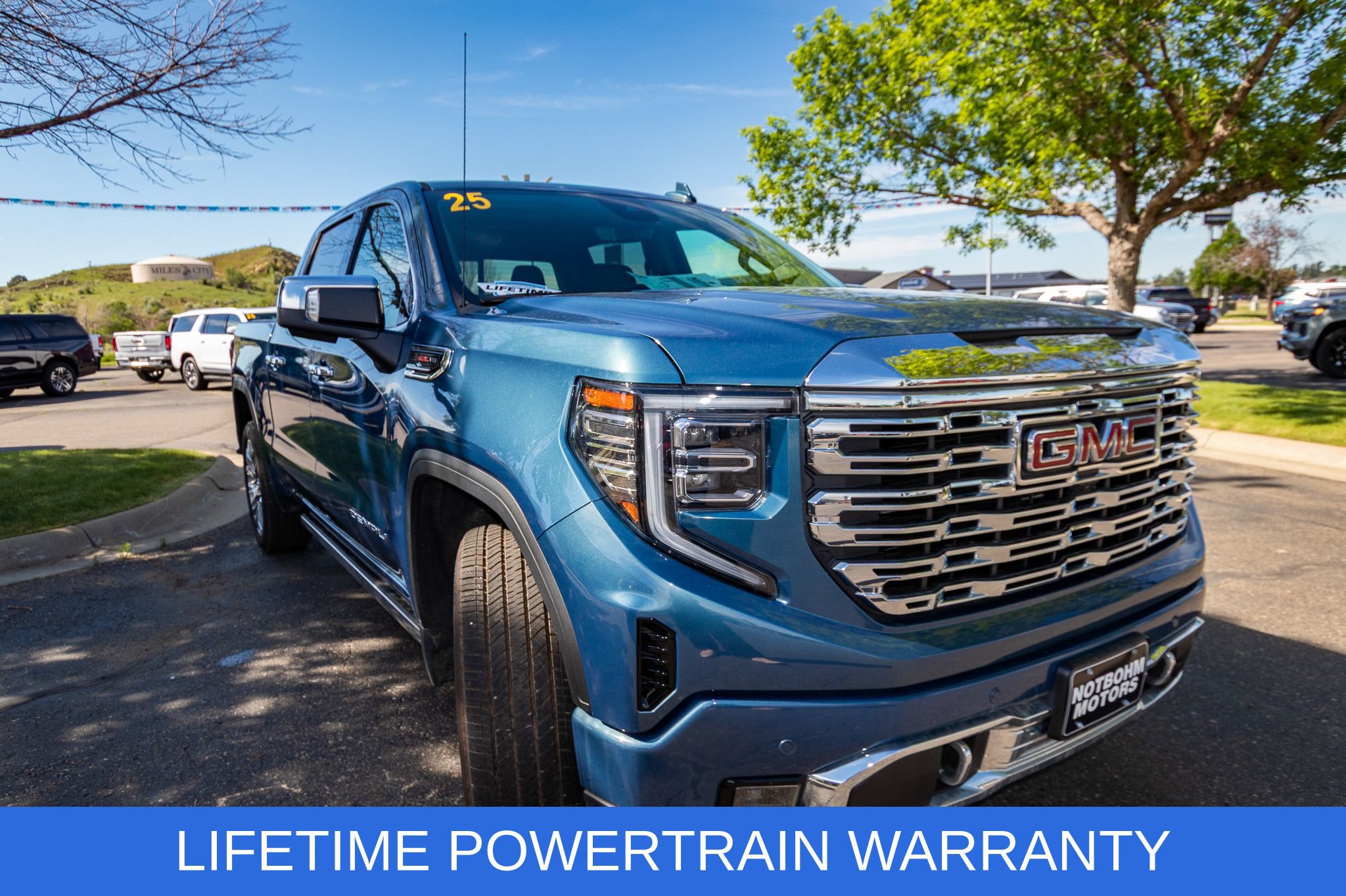 Used 2025 GMC Sierra 1500 Denali w/ Denali Reserve Package AWD/4WD image 6