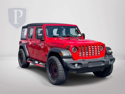 Used 2022 Jeep Wrangler Unlimited Sport AWD/4WD image 2