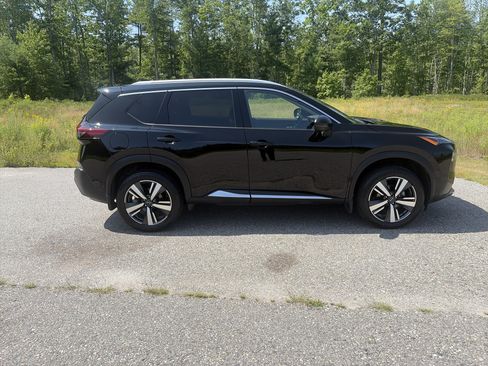 Certified 2023 Nissan Rogue SL w/ SL Premium Package AWD/4WD image 6