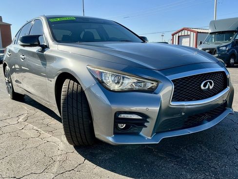 Used 2017 INFINITI Q50 Red Sport 400 image 2
