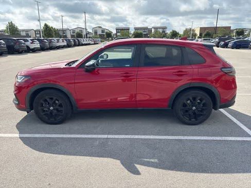 Used 2023 Honda HR-V Sport image 2