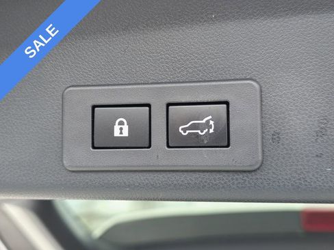 Used 2020 Subaru Ascent Premium w/ Convenience Package image 14