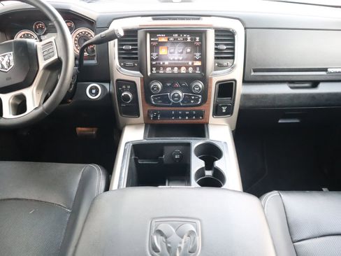 Used 2014 RAM 2500 Laramie w/ Cold Weather Group image 30