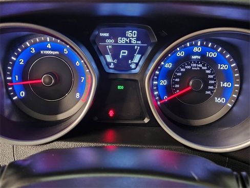 Used 2013 Hyundai Elantra Limited image 15