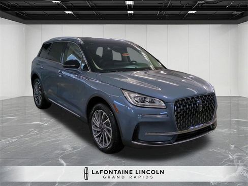 Certified 2023 Lincoln Corsair Reserve w/ Equipment Group 201A image 7