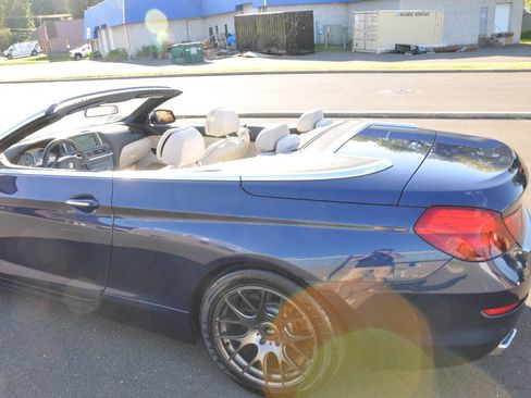 Used 2012 BMW 650i xDrive Convertible image 15