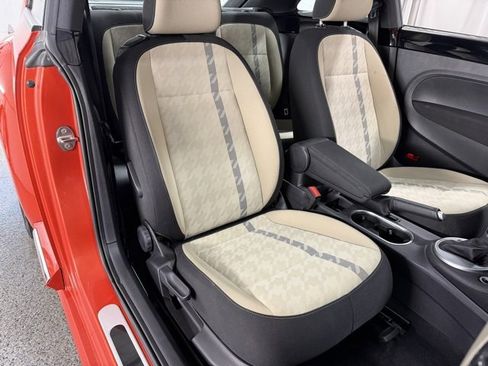 Used 2018 Volkswagen Beetle 2.0T Coast w/ Coast Lighting Package image 20