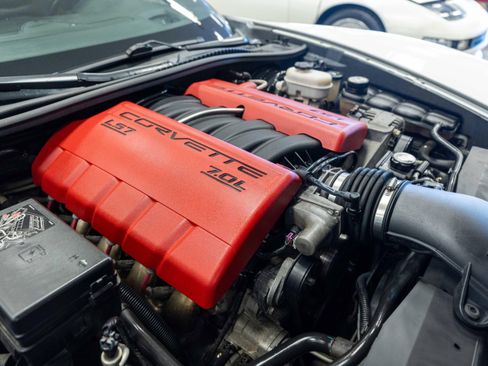 Used 2012 Chevrolet Corvette Z06 w/ Battery Protection Package RWD image 15