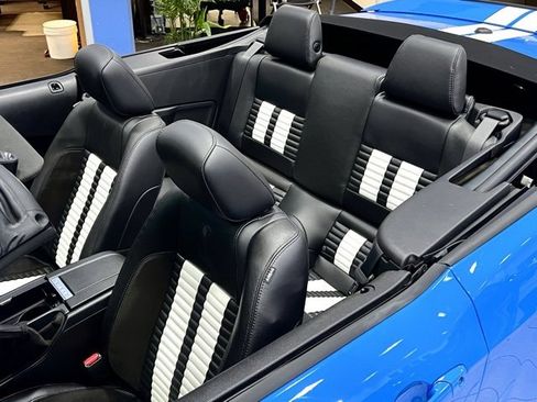 Used 2012 Ford Mustang Shelby GT500 w/ SVT Performance Pkg image 11
