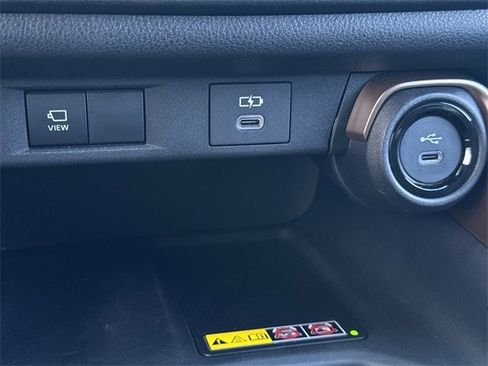 Used 2025 Toyota Grand Highlander AWD Hybrid image 22