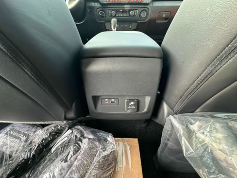 New 2026 Nissan Frontier PRO-4X w/ Pro Premium Package AWD/4WD image 28