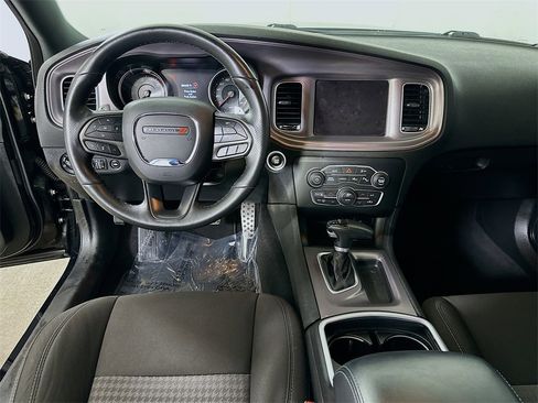 Used 2023 Dodge Charger Scat Pack w/ Technology Group image 17