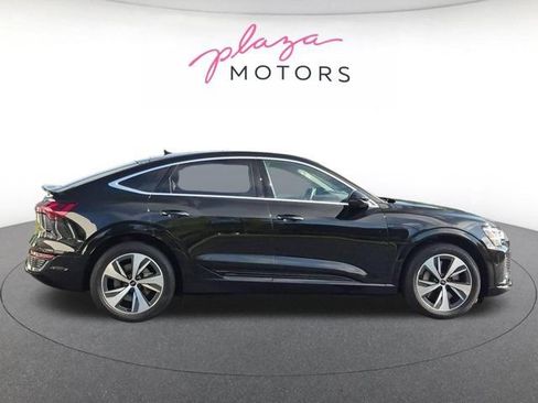 Used 2024 Audi Q8 e-tron Premium Plus w/ Premium Plus Package AWD/4WD image 4