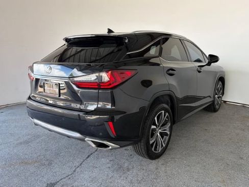 Used 2017 Lexus RX 350 FWD w/ Premium Package image 2