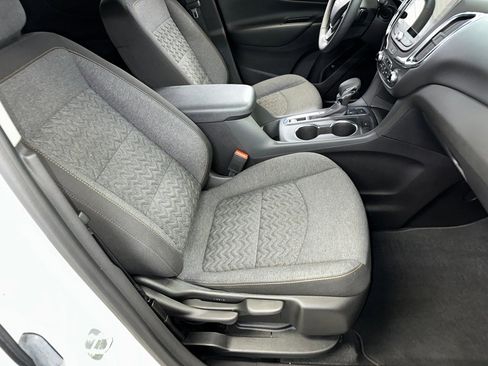 Certified 2024 Chevrolet Equinox LT image 34