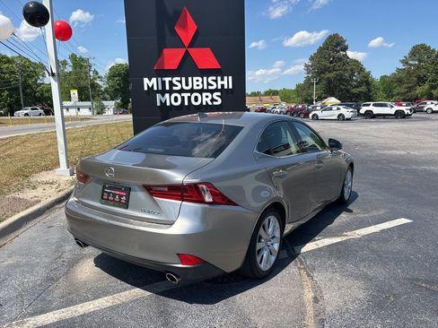 Used 2016 Lexus IS 200t RWD image 3