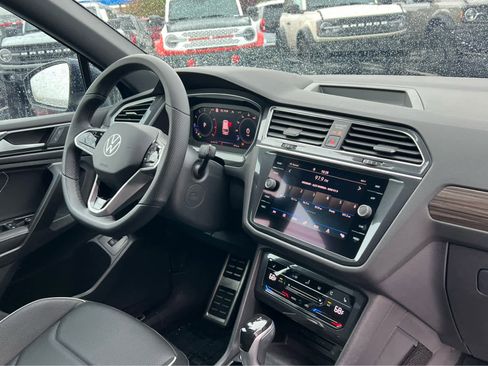 Used 2022 Volkswagen Tiguan SEL R-Line AWD/4WD image 20
