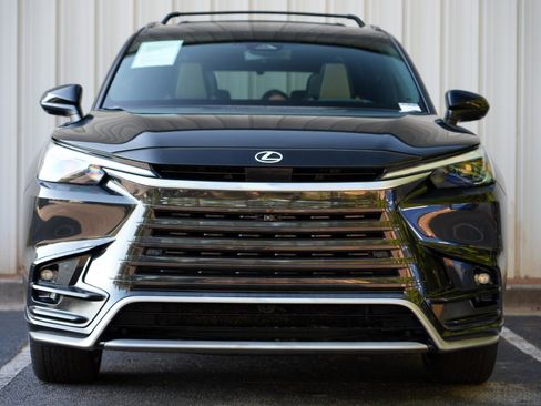 Used 2024 Lexus TX 500h AWD w/ Technology Package image 7
