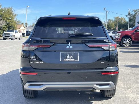 New 2026 Mitsubishi Outlander SE FWD image 4