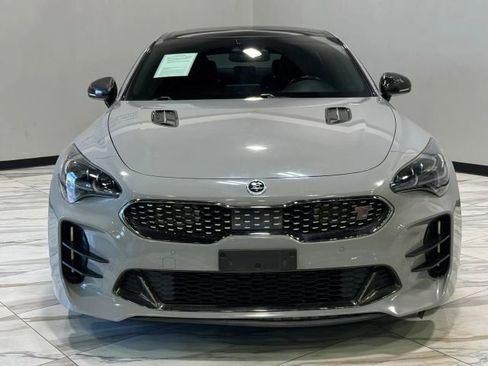 Used 2019 Kia Stinger GT1 image 3