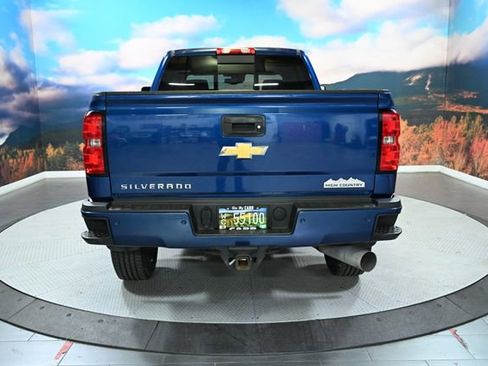 Used 2019 Chevrolet Silverado 2500 High Country w/ Duramax Plus Package image 6