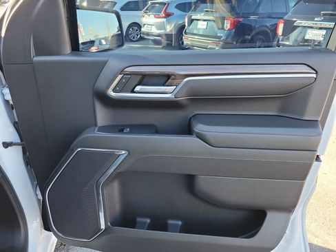 Used 2022 Chevrolet Silverado 1500 LT Trail Boss w/ Protection Package image 30