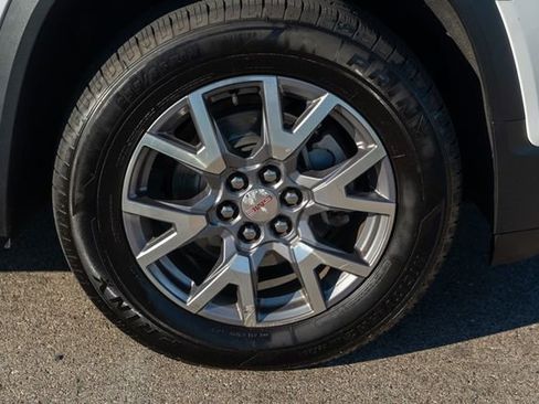 Used 2020 GMC Acadia SLT image 11