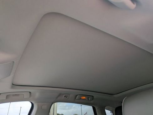 Used 2016 Cadillac SRX Luxury w/ Driver Awareness Package image 21